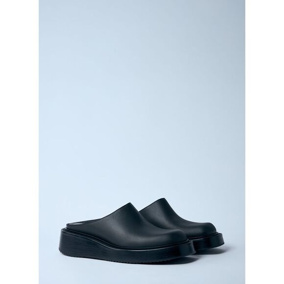 Alexander Wang Women Dean Clogs - Picture 2 of 7